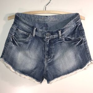 Vanilla Star ⭐️ denim & lace shorts